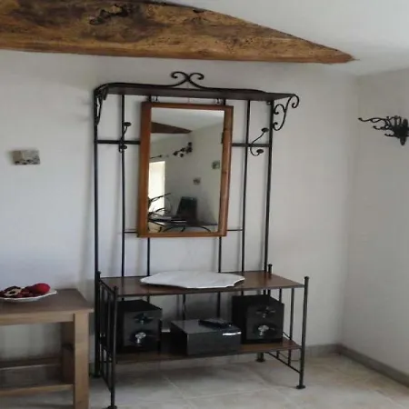 بيت للعطل House La Cle Des Champs *